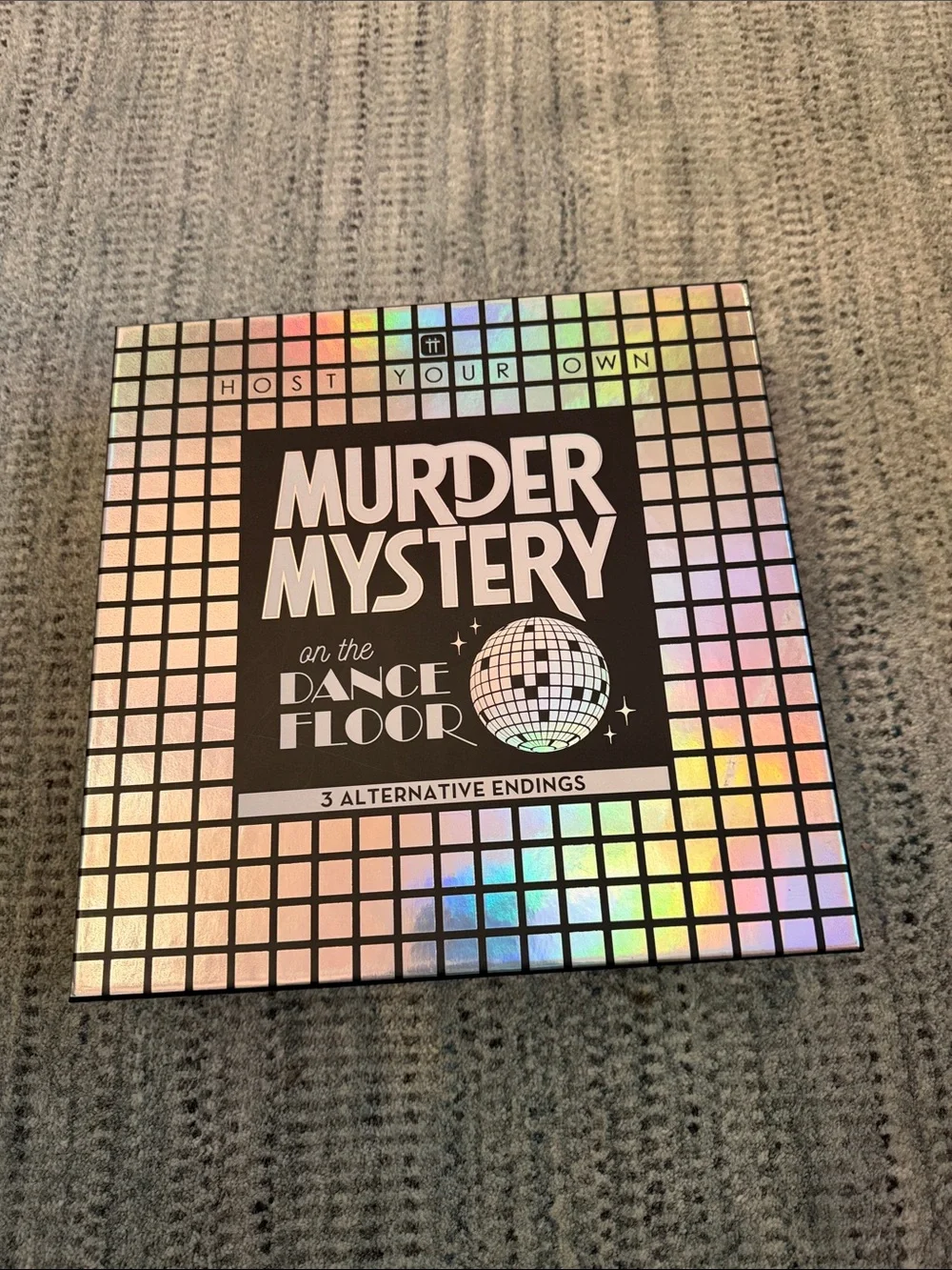 Murder Mystery on the Dance Floor Game - Holographic Box New!